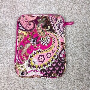 Vera Bradley Quilted  Zip Pouch Case Very Berry Paisley Tablet Laptop‎ Sleeve